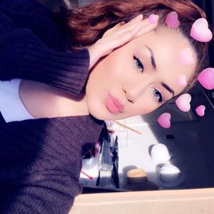 Meet your Posher, Ianna